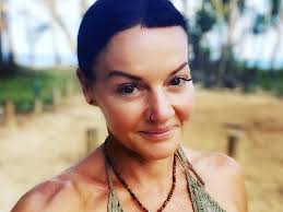 Kelli Stevens's Instagram, Twitter & Facebook