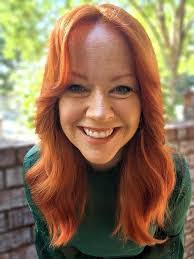 Lori Caton's Instagram, Twitter & Facebook