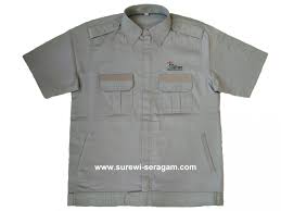 Ukuran kemeja lapangan pada sesungguhnya ketika menggunakan kain ada beberapa contoh sebagai berikut. 100 Desain Seragam Kerja Keren Cv Surewi Wardrobe Surewi Seragam