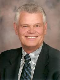 Botts resigns from city council