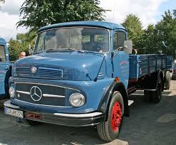 Mb L1113 By The Car Gallery On Deviantart Mercedes Truck Mercedes Benz Trucks Mercedes
