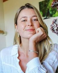 Danielle Sharkey's Instagram, Twitter & Facebook