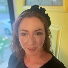 Best Speakers for Hire in Bowling Green, KY (with Reviews)