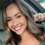 Deborah Armenta's Instagram, Twitter & Facebook