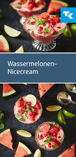 Wassermelonen Eis Selber Machen Kein Problem Hier Findet Ihr Ein Super Leckeres Und Gesundes Rezept Fur Wassermelonen Nicecream Rezepte Wassermelone Essen