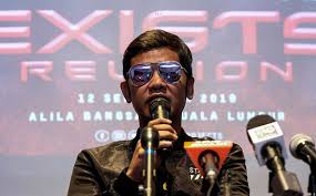 Lagu2 exist ini tidak pernah ada mati nya,sangat enak di dengar wktu2 santai bersama orang yg kita sayangi. Myartis Com Myartis My Artis Selesai Konsert Mamat Exist Rancang Masuk Pusat Pemulihan
