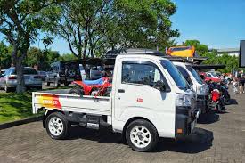 Image result for Ivory White 1966 Daihatsu