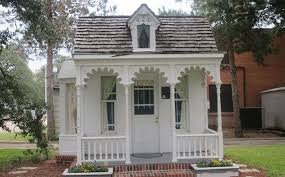 See more ideas about house plans, small house plans, house floor plans. These Little Historic Dwellings Prove That The Tiny House Movement Is Nothing New Bloomberg