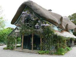 Panoramio Photo Of Swiss Cottage Cahir Ireland Ireland Cottage Irish Cottage Swiss Cottage