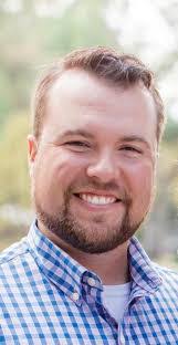 Kristen Pace's Instagram, Twitter & Facebook