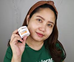 Cuba jer kat muka, semuanya suka.teruja.happy sgt. Mencoba Skincare Lokal Dengan Bee Venom Ampuh Usir Jerawat Dan Nggak Bikin Kulit Kering Racun Warna Warni