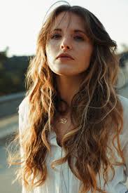 Song Premiere: Emily Hackett