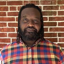 Eric Macomber's Instagram, Twitter & Facebook