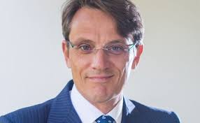 Fazilet aran, selbstständige finanzberaterin für die deutsche bank in aarstraße 148, taunusstein in der kategorie finanzberatung hat am mittwoch 9 stunden geöffnet und öffnet normalerweise um 09:00 und schließt um 18:00. Plutos Engagiert Marcus Niepold Als Portfoliomanager