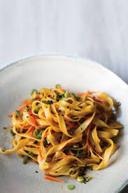 Sriracha Soy Sauce Over Egg Noodles Pasta Dishes Recipes Cooking