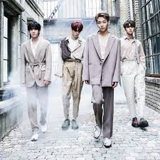 The Rose Gets Real About The Pressure In K Pop To Have Good Skin Rose Got Rose Rose Photos