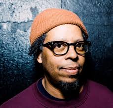 Raven Sings The Blues