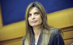 Facebook gives people the power to. Laura Ravetto Insultata Perche Passa Con La Lega Il Silenzio Del Centrosinistra Libero Quotidiano