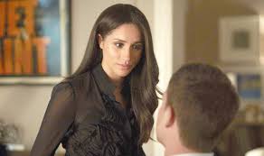 Ratings have dipped each time the show has. Suits Season 7 First Look Pictures Of Meghan Markle As Rachel Zane Tv Radio Showbiz Tv Express Co Uk