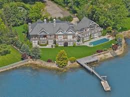 10 5 Million Stone Cedar Waterfront Mansion In Westport Ct Mansions Dream Beach Houses Mansions Luxury