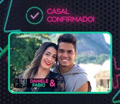 Atualmente mora em são bernardo do campo. Mudanca No Elenco Do Power Couple Brasil Sai Adriana Bombom Entra Daniele Hypolito