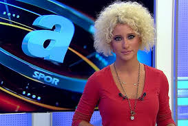 Spor bütçesi oldukça yüksek olan trt spor, trt (türkiye radyo televizyon) kurumuna bağlı bir spor kanalıdır. Spora Ilgisi Olmayan Insanlari Bile Ekrana Kilitleyecek Guzellige Sahip 18 Spor Spikeri Onedio Com