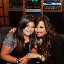 Live on august 28, 2011 in los angeles,. Madison De La Garza Wrote Sister Demi Lovato An Emotional Message In Honor Of Her Birthday Teen Vogue