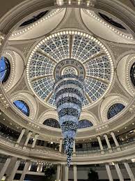 San Francisco S Magnificent Upside Down Holiday Tree Is Back Secret San Francisco
