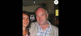 He is one of those rare players that directors let improvise his dialogue. Jean Pierre Le Guelvout Candidat De L Amour Est Dans Le Pre 5 Sur Facebook Decembre 2014 Purepeople