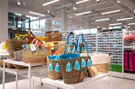 Updated best half price deals & prices for june 2021. Nowa Siec Sklepow Halfprice Od Ccc Eurobuildcee