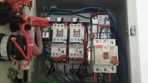 Ppt ini mengandungi keterangan mengenai pemasangan db satu fasa yang jika diikuti insyaallah sedikit sebanyak akan dapat memberi pengetahuan dan kemahiran kepada pelajar dalam. Perkhidmatan Elektrik Pemasangan 1 Fasa 3 Fasa Renovation Rumah Elektrik Service