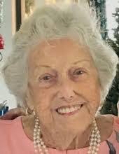 Loraine Eaton's Instagram, Twitter & Facebook