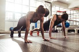 Push ups often get overlooked because many men find it too simple and too big believer in pushups as i have been doing them for years and experienced great results! This Couple Did Pushups Every Day For 100 Days