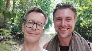 WEN WANG GUA Next October, Harmen and I will launch our global online  courses — starting with Wen Wang Gua. A series of 10 powerful lessons that  will guide you straight into