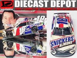 Kyle busch.great picture of rowdy! Sport Touring Cars Toys Hobbies Kyle Busch 2018 Snickers Almond 1 24 Scale Action Nascar Diecast Collector