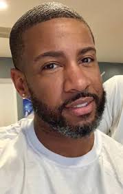 Leon Joyner's Instagram, Twitter & Facebook