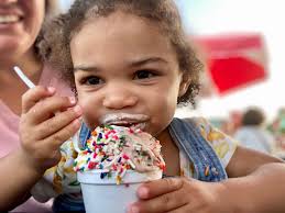 Saturdays are for ice cream🍦🍨❗️ . Short, sweet, and to the point… get it  🤣🤣🤣 . Eve and @danyell_13 love sprinkles☺️☺️