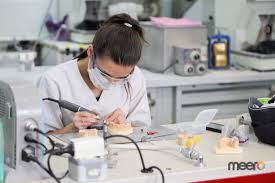 Soigne les caries, granulomes et abcès dentaires Ecole Dentaire Francaise Le Savoir Faire Dentaire A La Francaise