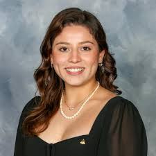 Who can take kindergarten graduation pictures in Calhoun, GA?