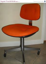 Clearance Sale Vintage Mid Century Modern Office Chair With Four Star Base Wheels Mid Century Modern Office Chair Mid Century Modern Office Office Chair