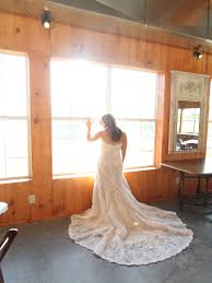 The Savannah Wedding Barn Sulphur Springs Tx Www Savannahweddingbarn Com With Images Barn Wedding Elegant Wedding Savannah Wedding