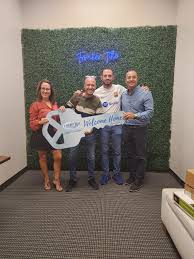 Estas en búsqueda de una casa nueva? Necesitas información de las mejores  constructoras? Sabías que puedes negociar muchos detalles de la compra de  tu casa? Para más información llámanos hoy 832-633-5701 Texas