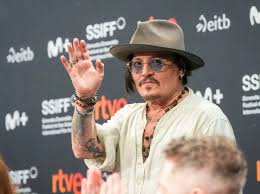 Johnny Depp Had 'No Choice' But To Get New Teeth Due To Health Concerns