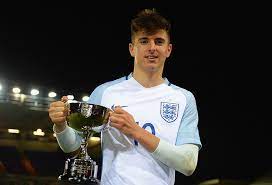 Every chelsea fan reading this couldn't be prouder to have a player like mason mount in the team. England And Chelsea S Mason Mount Talks About His Days Growing Up In Portsmouth