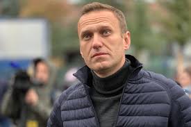 Napálený agent poškodil i putina, ale navalnyj není idol mas, říká rusista. Russian Doctors Say Alexei Navalny Wasn T Poisoned
