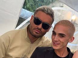 Glen Kelly (@glenkellyhotmail) • Instagram photos and videos