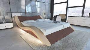 Schlafzimmer antik wasserbett massivholz schrank bett kommode 899 € vb. Pin Auf Luxus Bett Fur Ein Modernes Schlafzimmer
