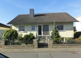 Die meisten menschen kaufen nur einmal im leben ein haus, deshalb ist es wichtig sich zuvor genau über die. Haus Zum Verkauf 64331 Weiterstadt Mapio Net