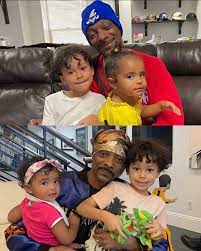 Snoop Dogg and His Grandchildren 🖤