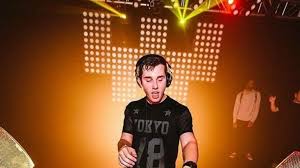 He made headlines after singer shawn mendes appeared under. Chris Comstock To Release New Music Under Dotcom Alias Not Marshmello Edm Com The Latest Electronic Dance Music News Reviews Artists